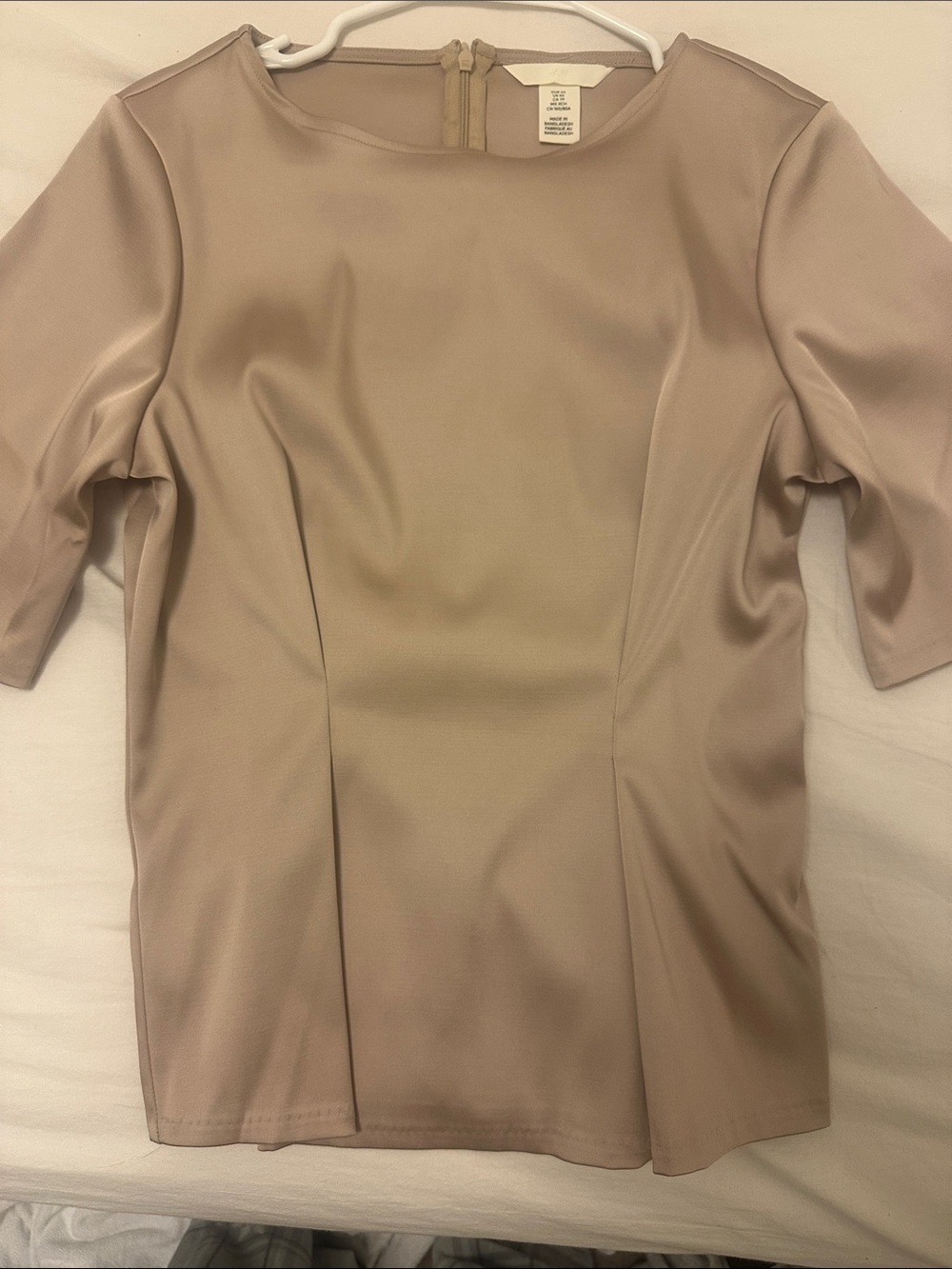 Women's Short-Sleeve Crewneck Top in Taupe